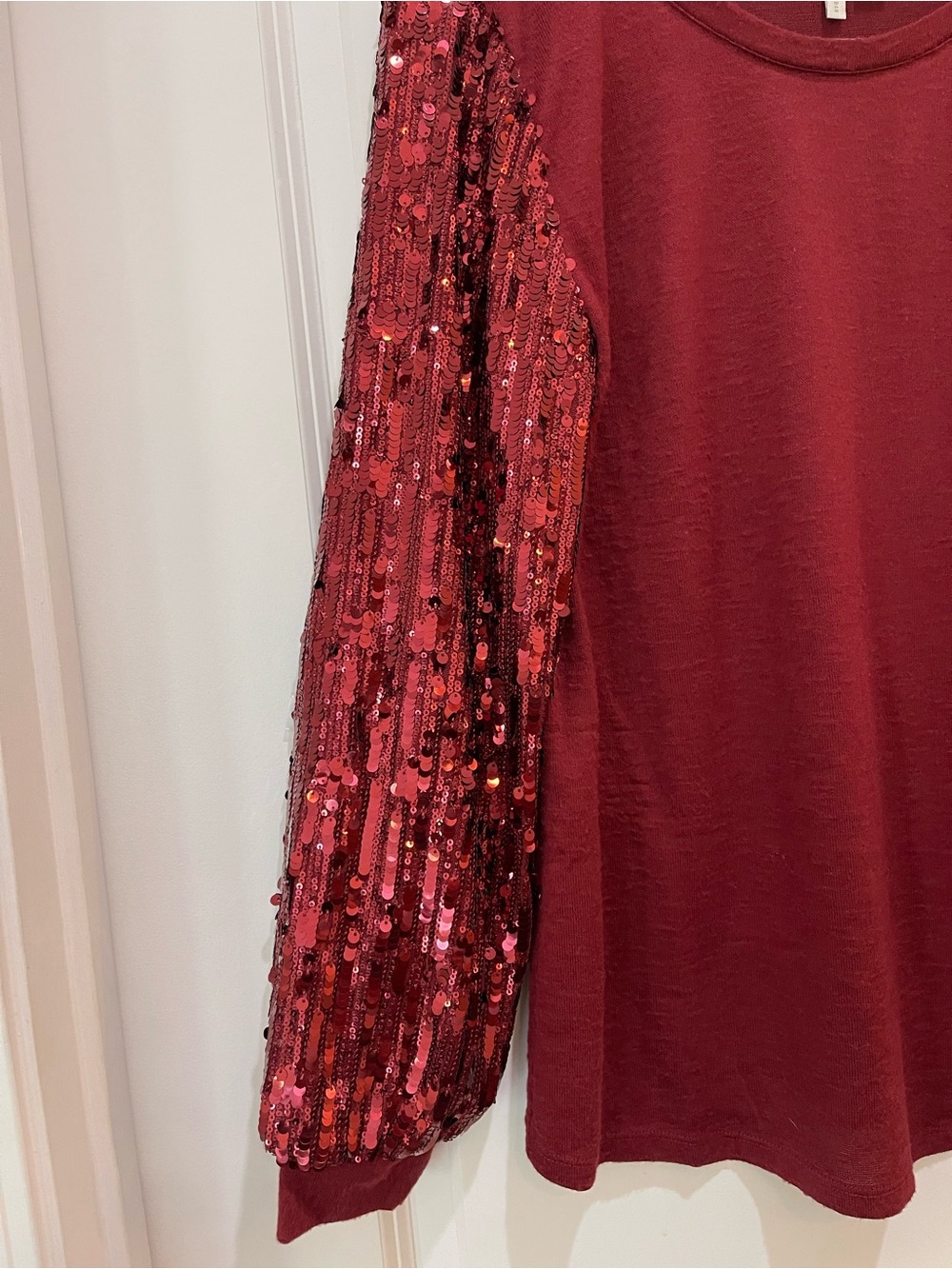 Cato Burgundy Wine Red Sequin Long Sleeve Top Knit Blouse Medium - Picture 2 of 6